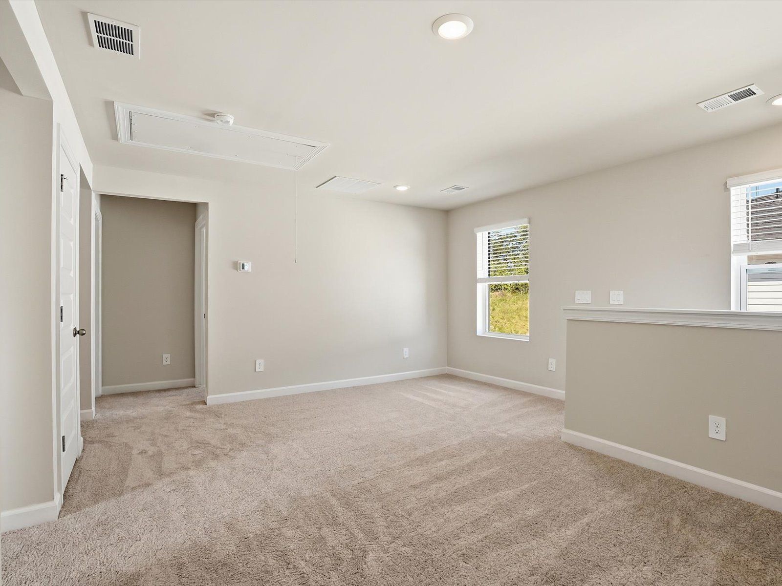 Welcome to the Sydney floorplan at Brayfield Manor - Heritage Collection.
