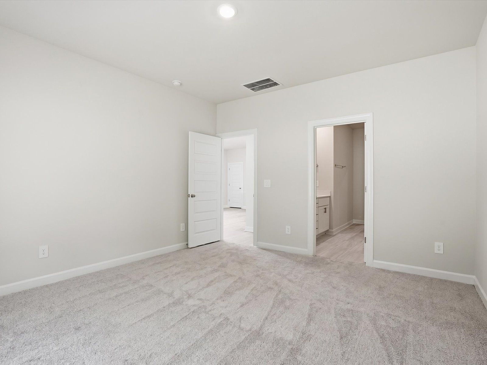 Welcome to the Sydney floorplan at Brayfield Manor - Heritage Collection.