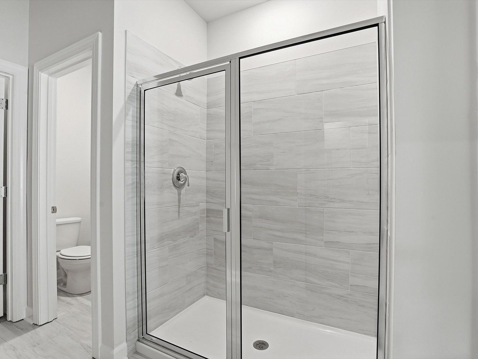 Welcome to the Sydney floorplan at Brayfield Manor - Heritage Collection.