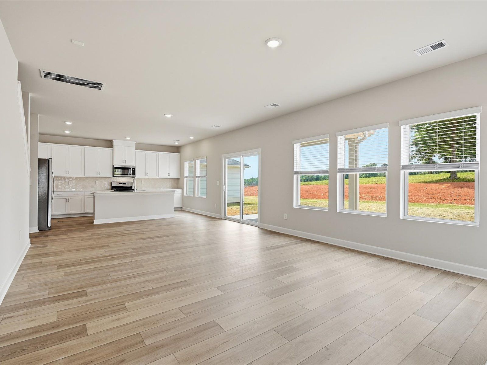 Welcome to the Dakota floorplan at Southwell Commons.