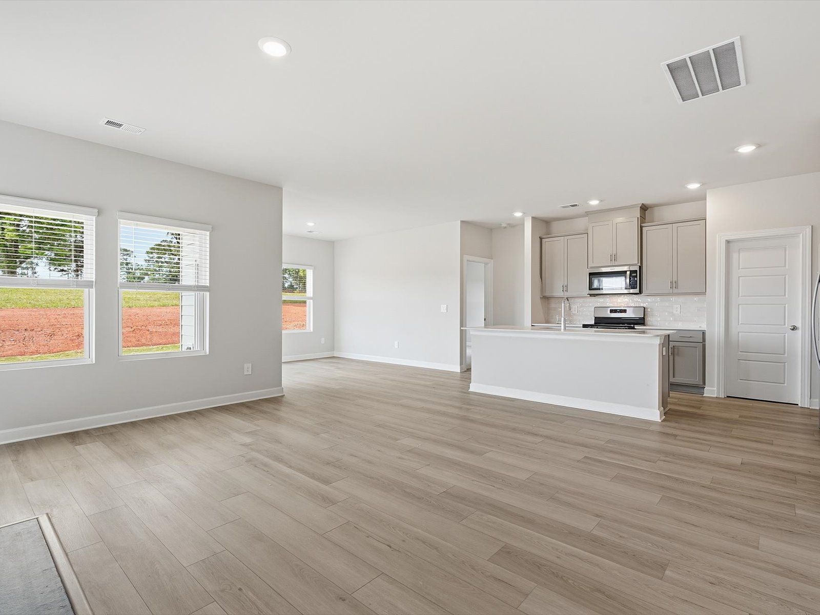 Welcome to the Chandler floorplan at Southwell Commons.