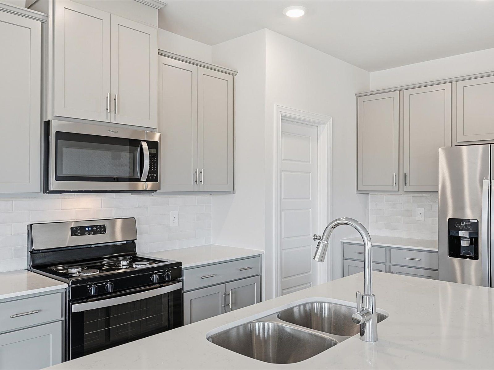 Welcome to the Chandler floorplan at Southwell Commons.