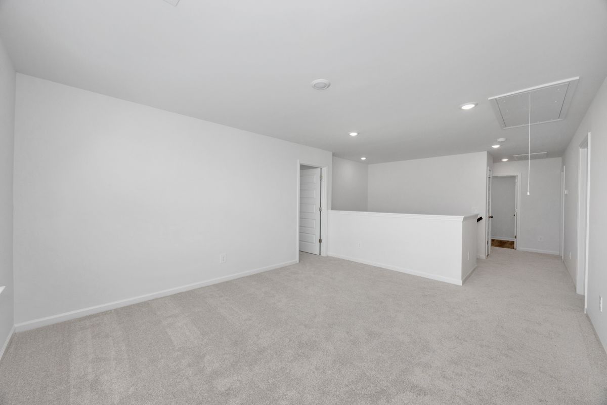 The Dakota floorplan with the Chic White interior package.