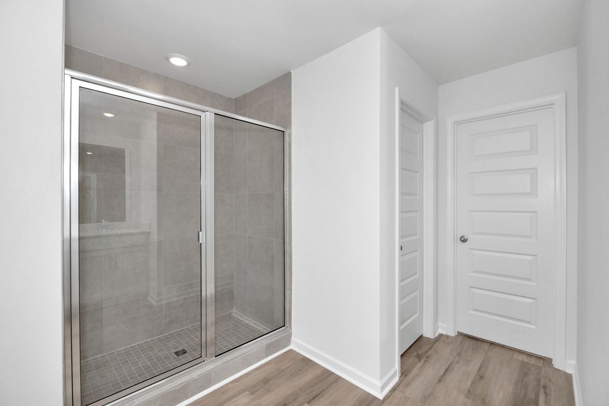 The Dakota floorplan with the Chic White interior package.