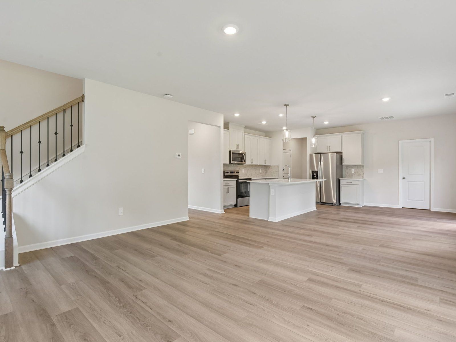 The Brentwood floorplan with the Elemental Frost interior package.