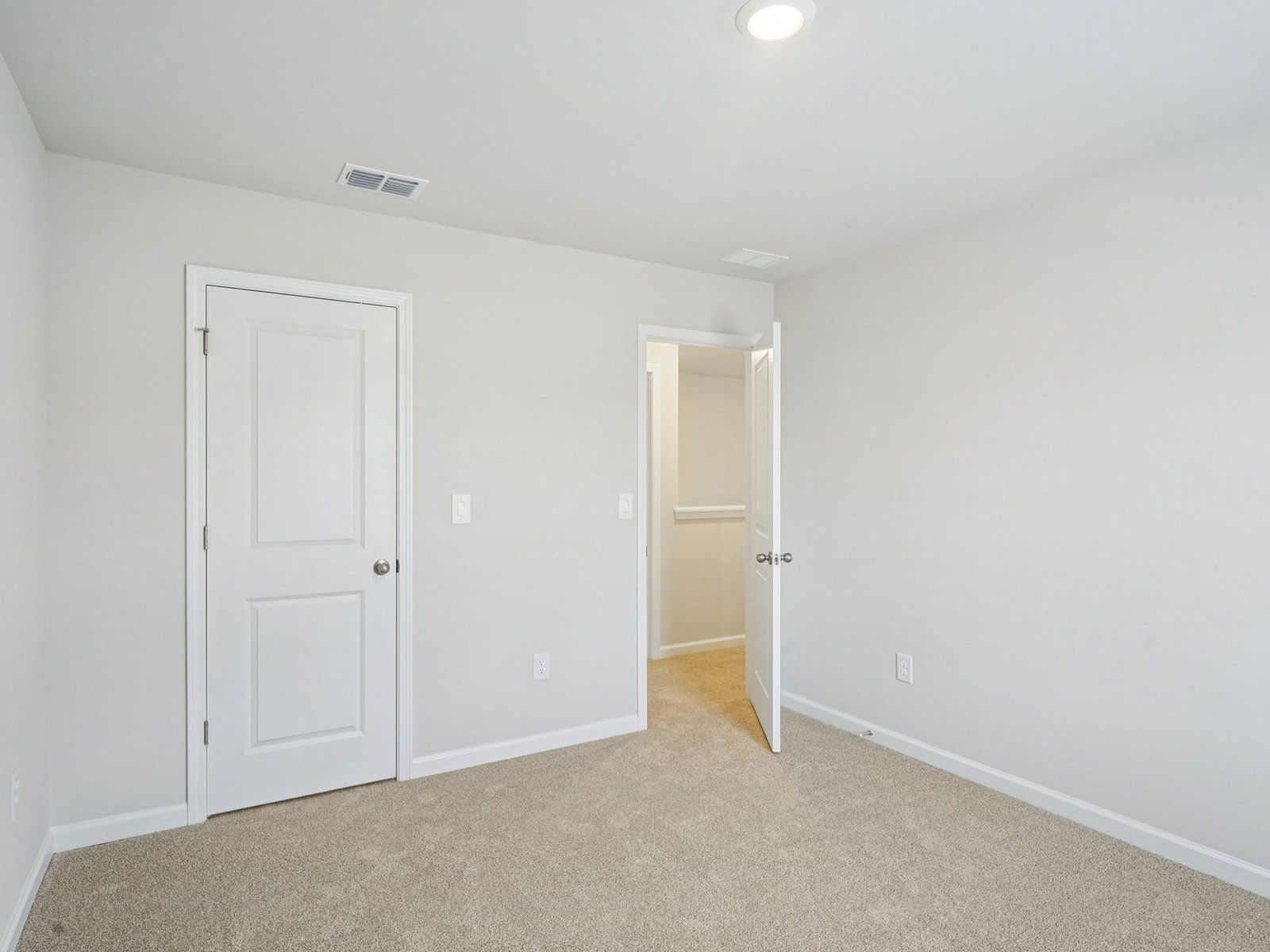 The Johnson floorplan with the Finesse White interior package.