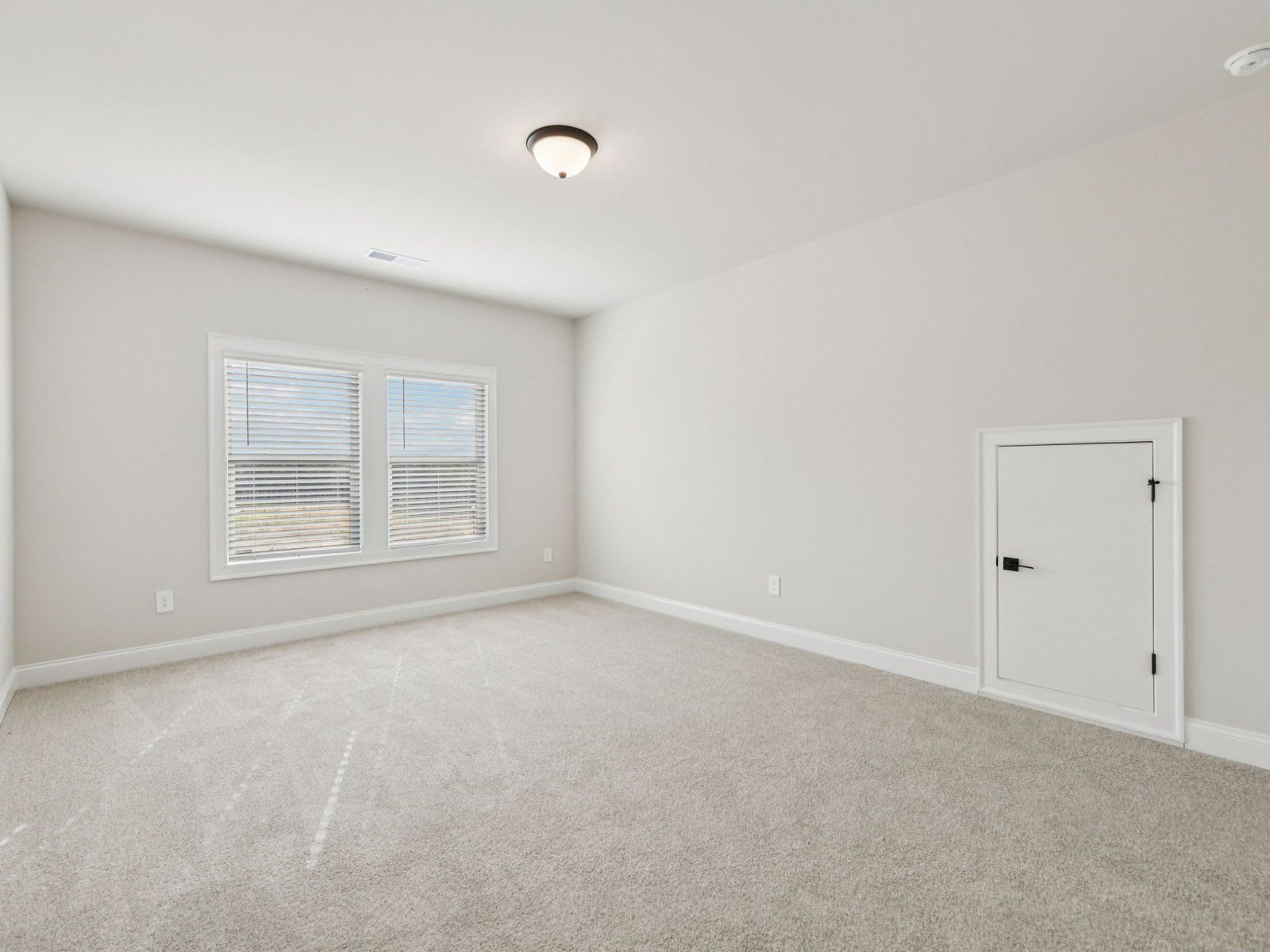 The Abbeville floorplan with the Upscale Rustic Linen interior package.