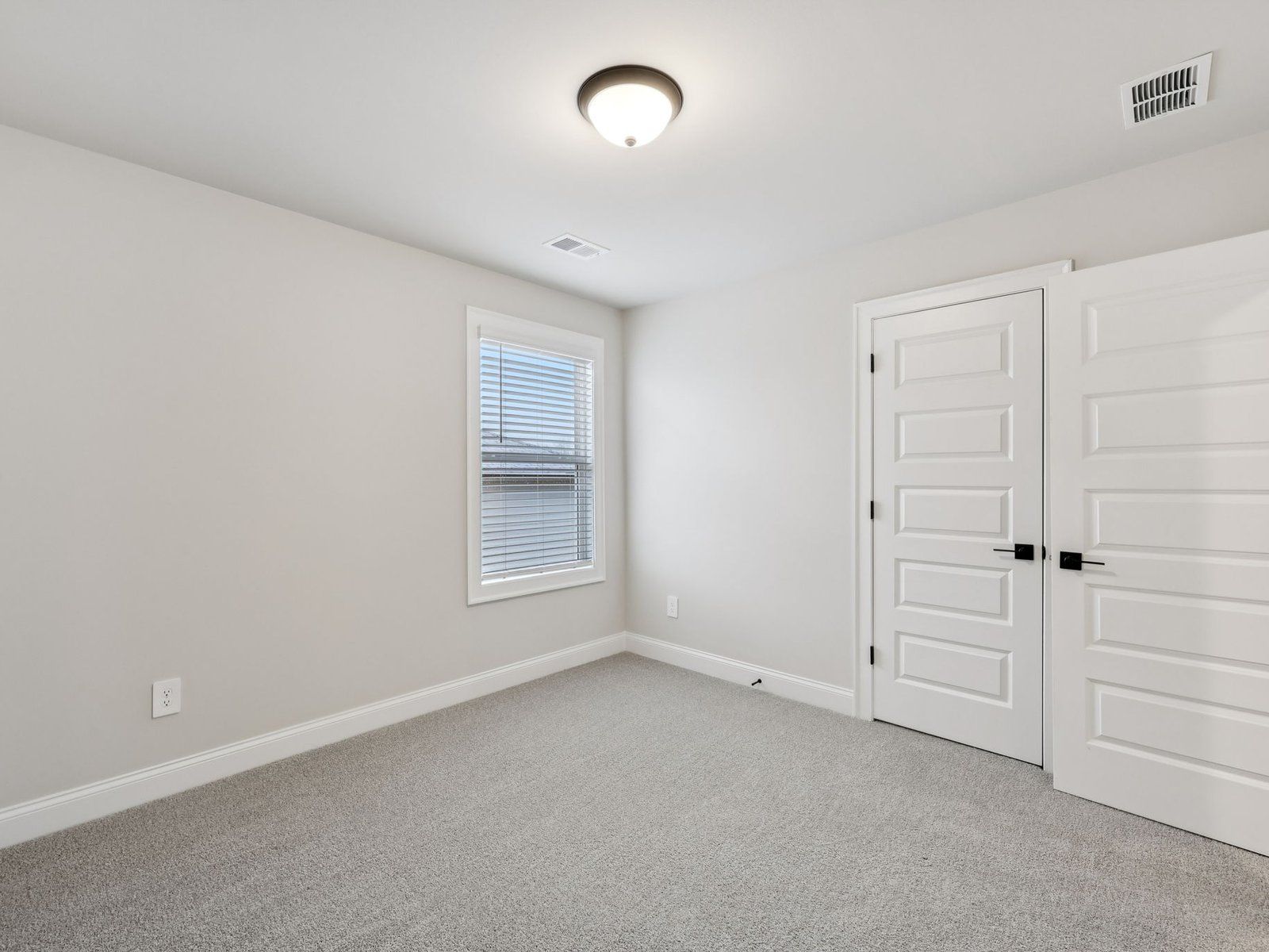 The Dakota floorplan with the Fresh Artisan Sage interior package.