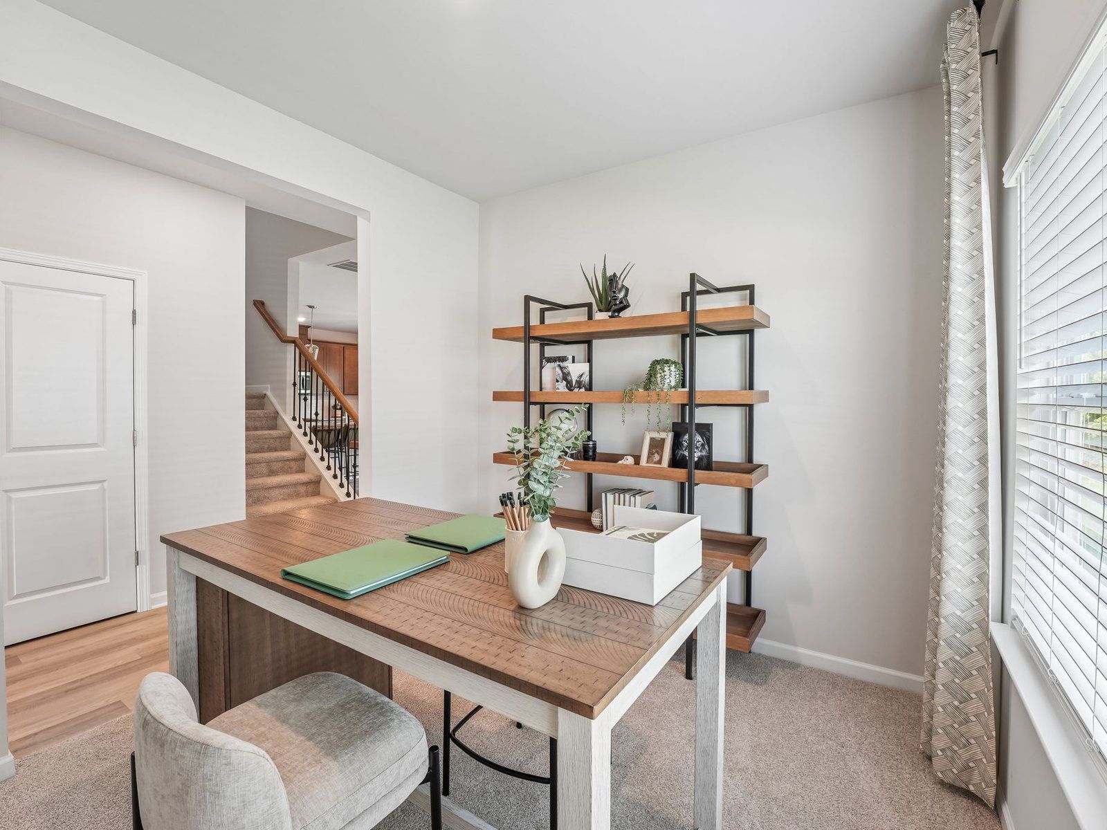 The Lakeland floorplan with the Charm Almond interior package.