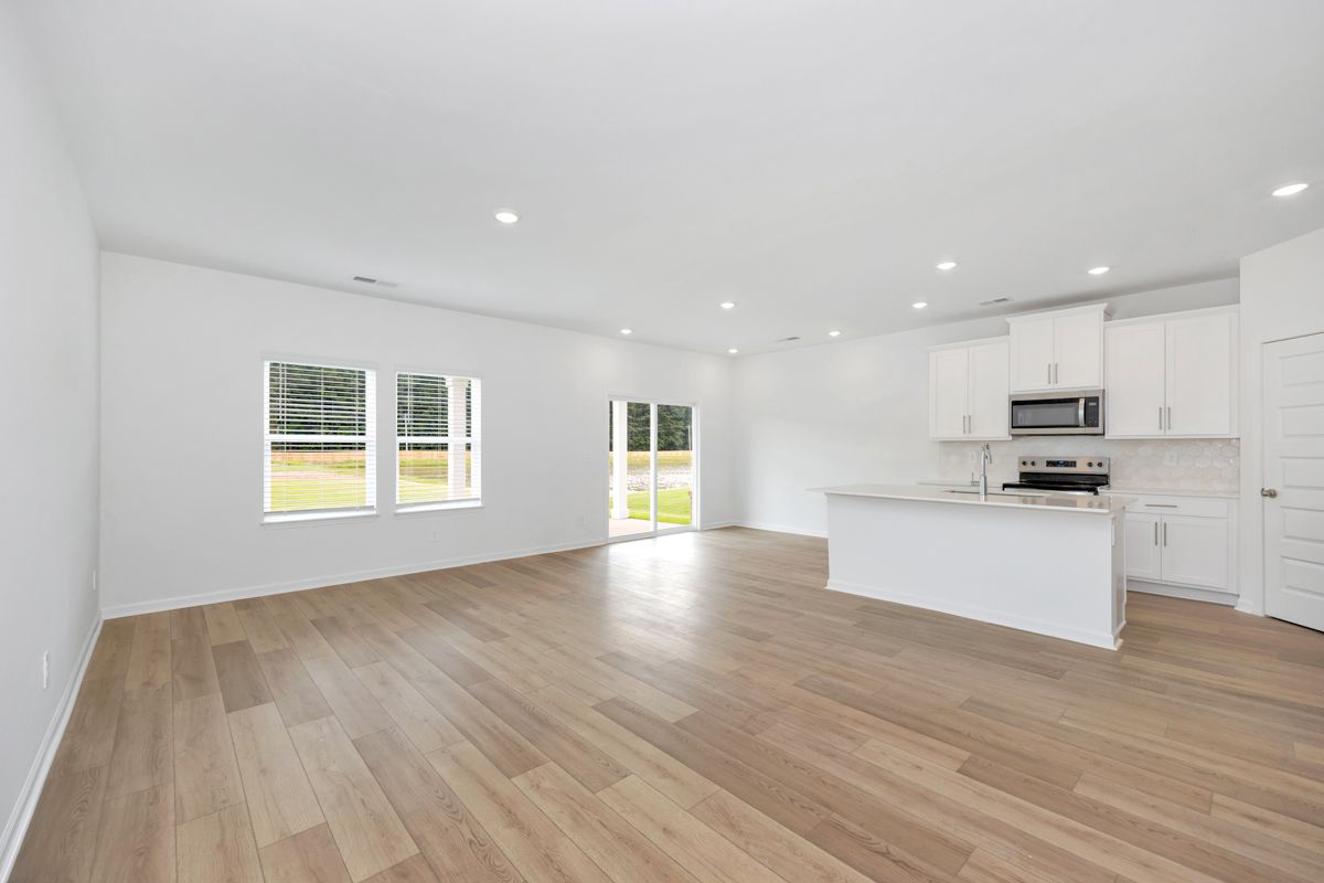 The Buchanan floorplan with the Finesse White interior package.