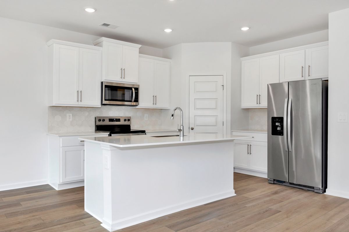 The Buchanan floorplan with the Finesse White interior package.