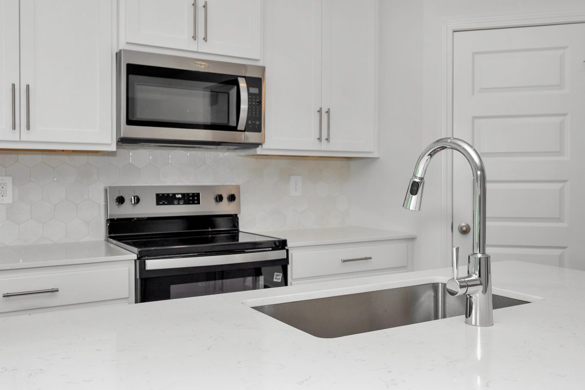The Buchanan floorplan with the Finesse White interior package.