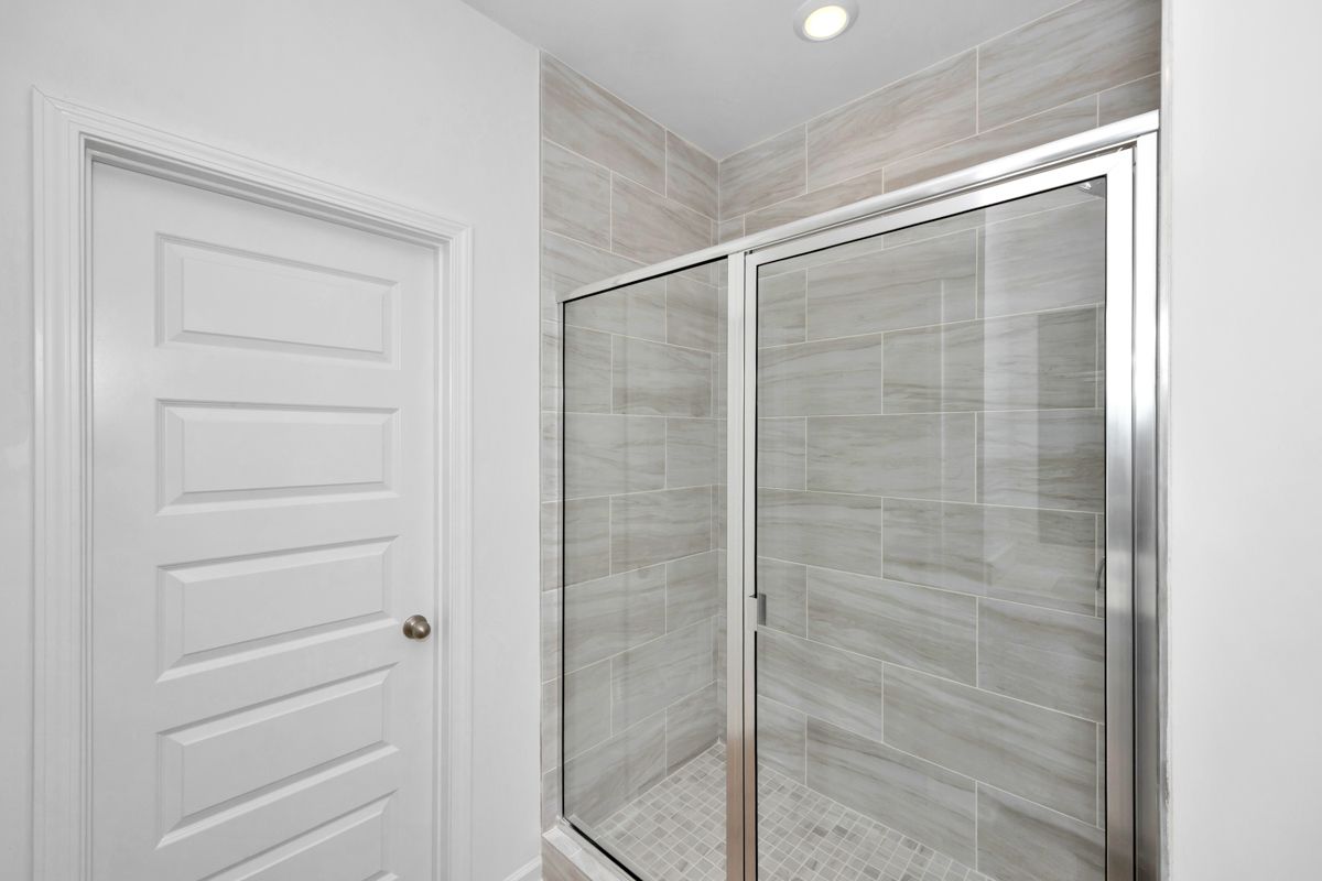 The Buchanan floorplan with the Finesse White interior package.