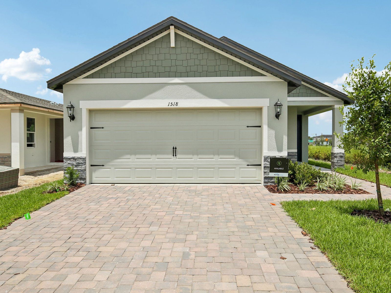 Exterior of 1518 Brekey Way