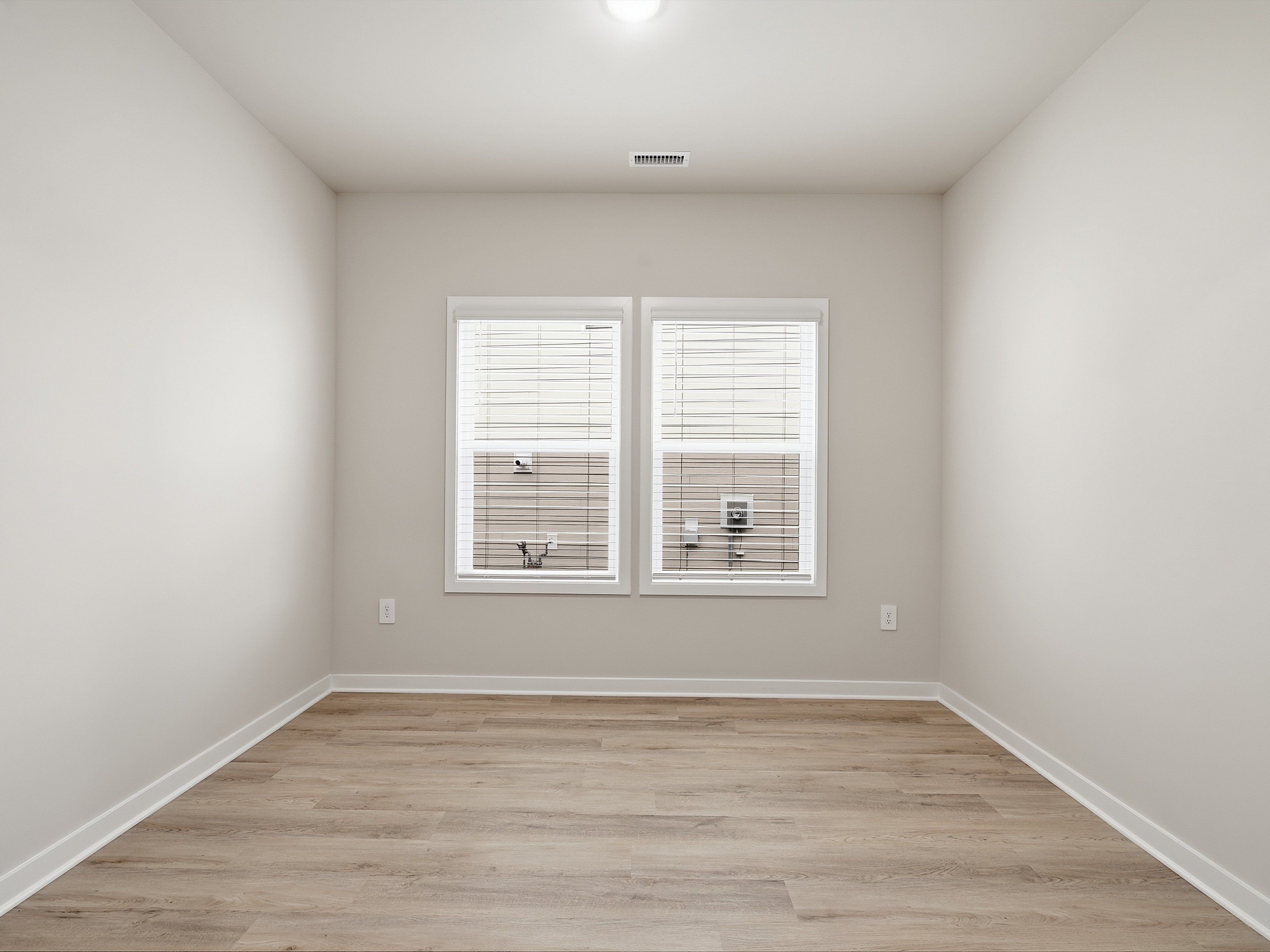 Flex Room