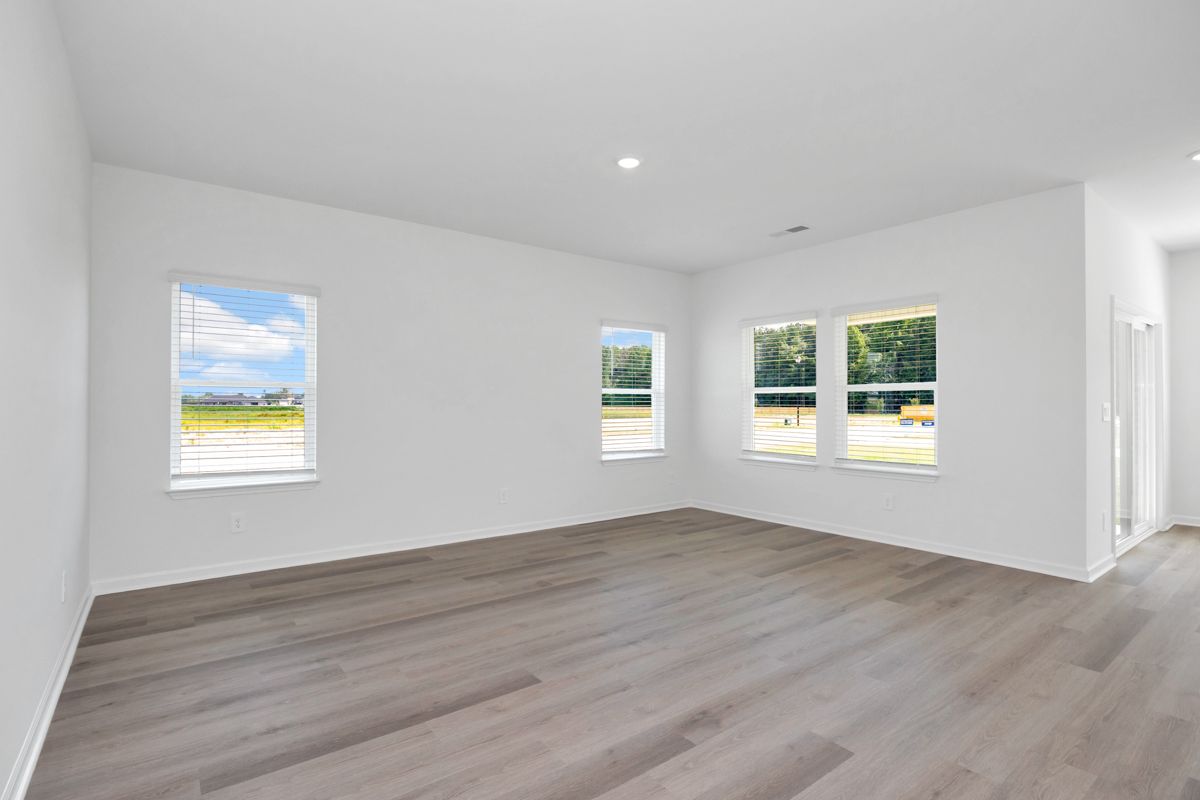 The Chandler floorplan with the Cozy White interior package.