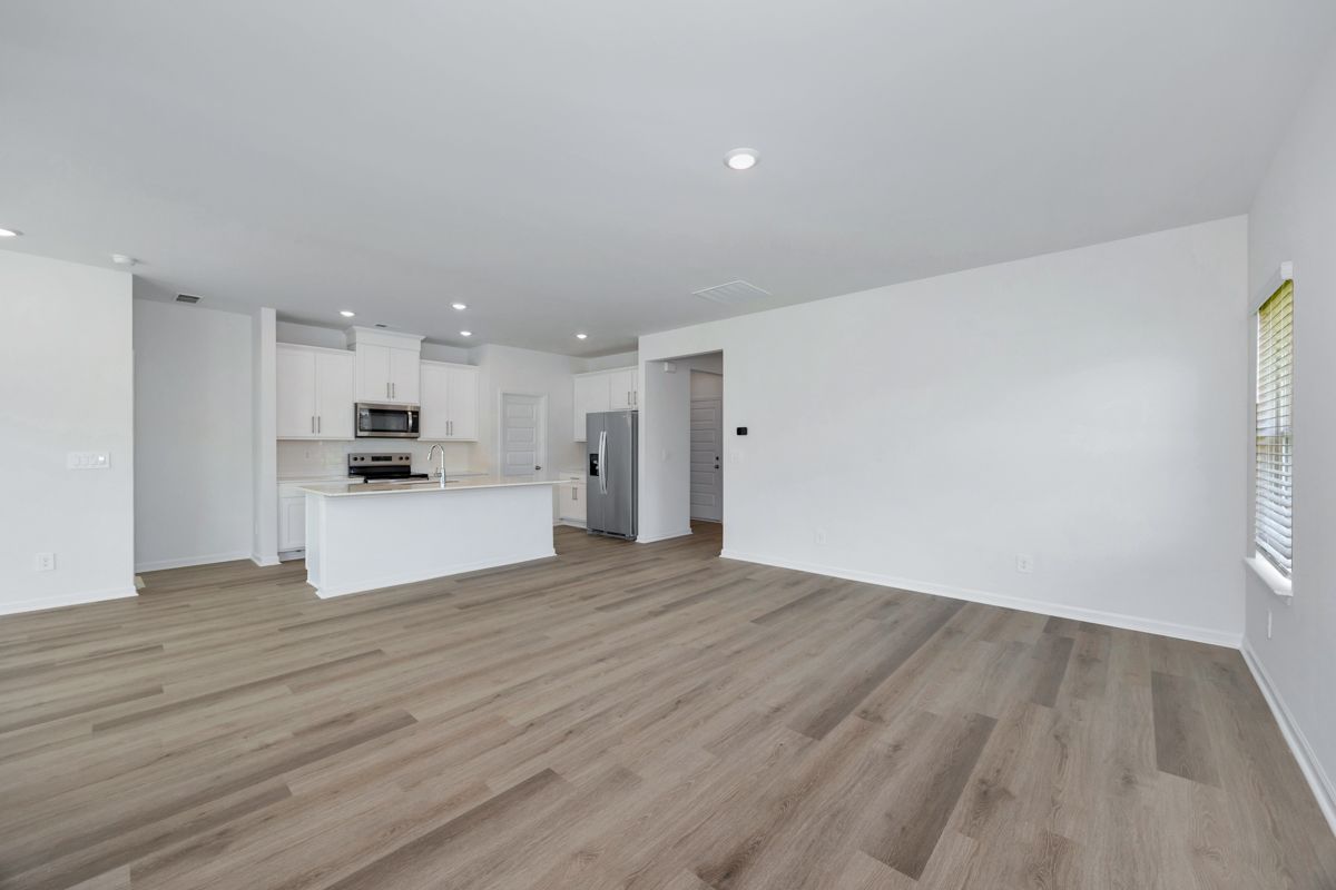 The Chandler floorplan with the Cozy White interior package.