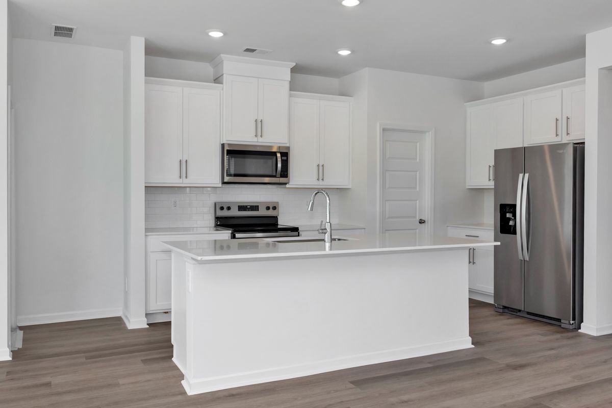 The Chandler floorplan with the Cozy White interior package.