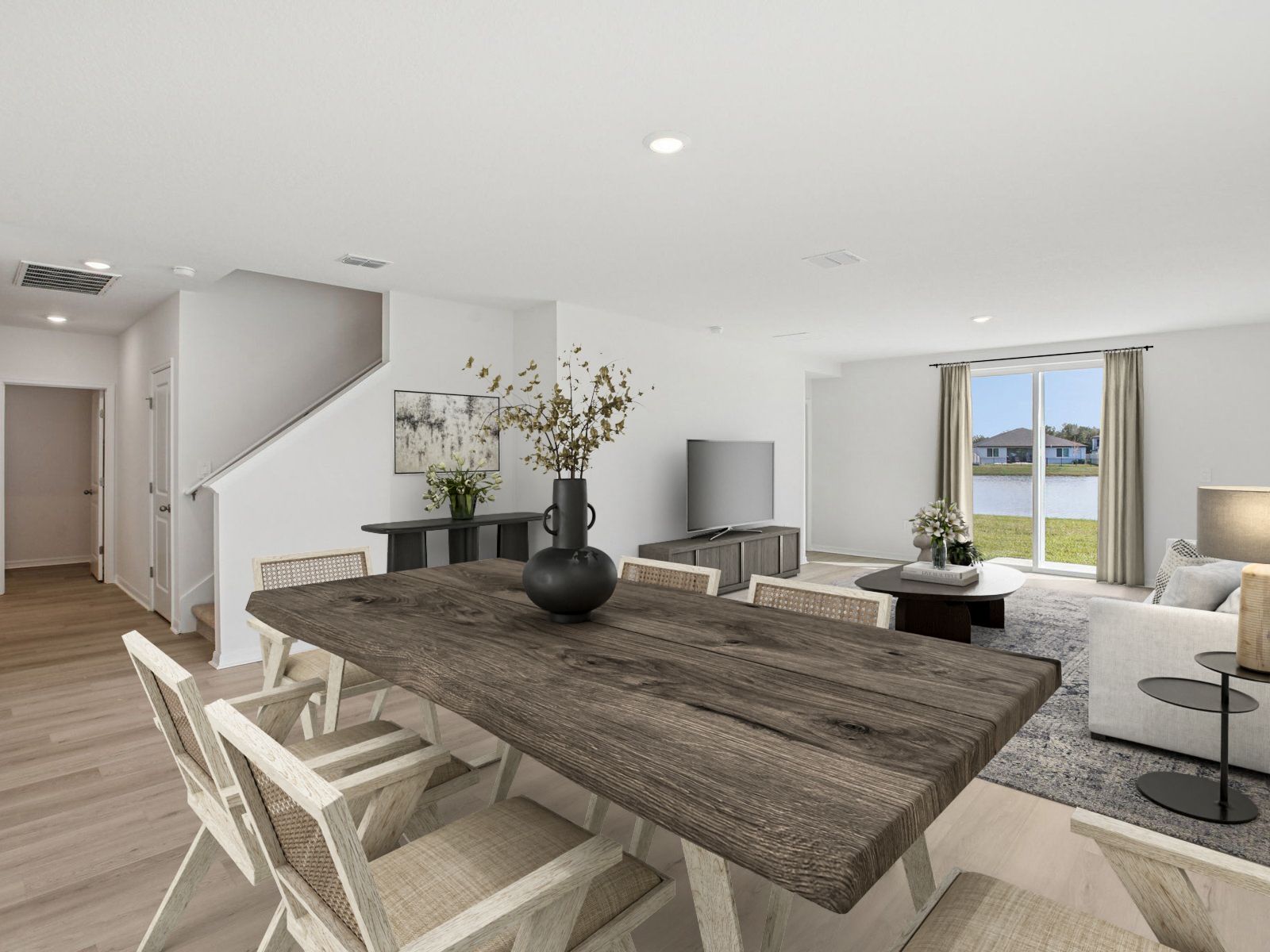 Dining Virtually Staged