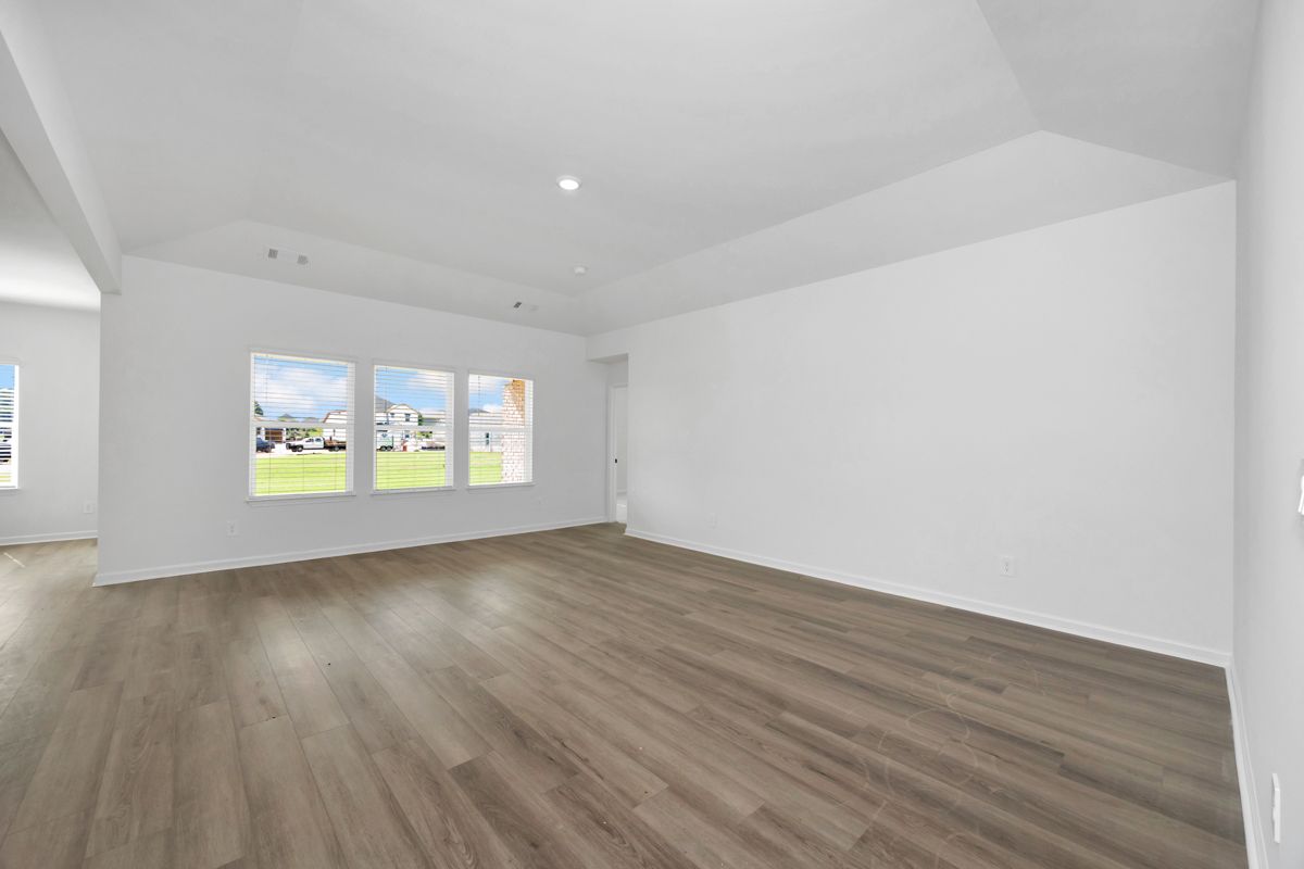 The Foxhall floorplan with the Elemental Pearl interior package.