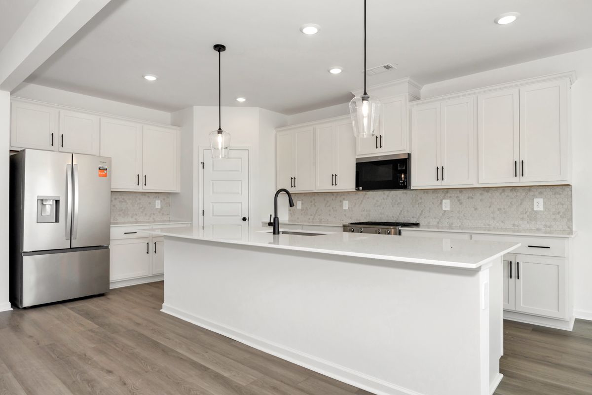 The Foxhall floorplan with the Elemental Pearl interior package.