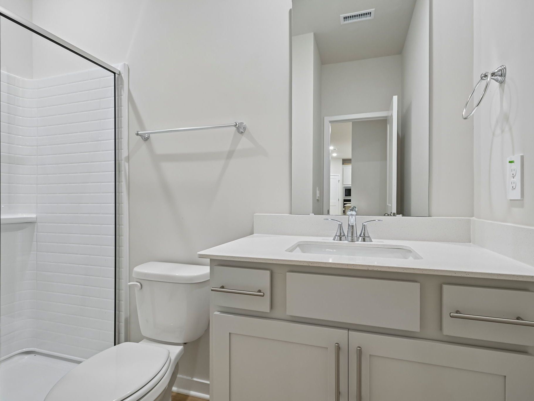 Secondary bathroom in the Chatham floorplan at a Meritage Homes community in Wendell, NC.