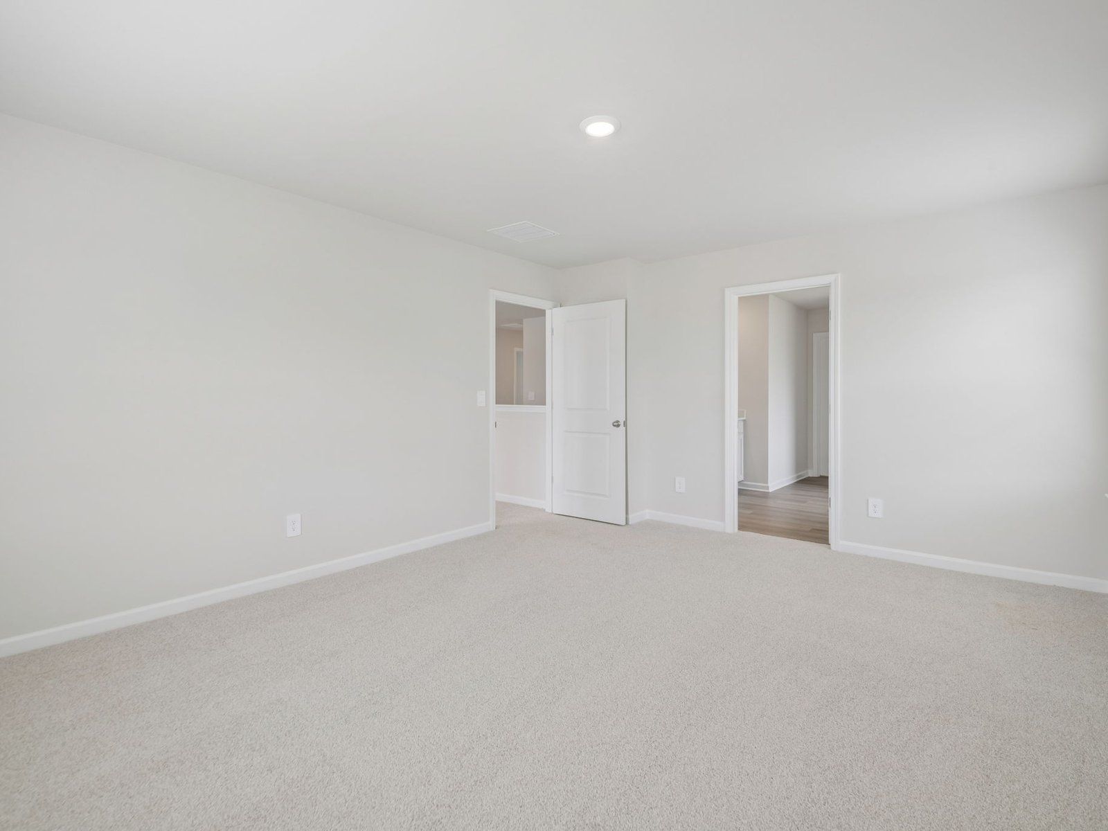 The Elemental Harbor interior package modeled at Northwoods at Mirror Lake.
