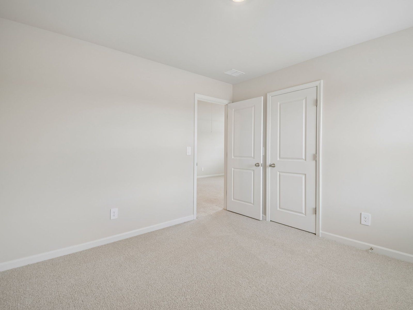 The Elemental Harbor interior package modeled at Northwoods at Mirror Lake.