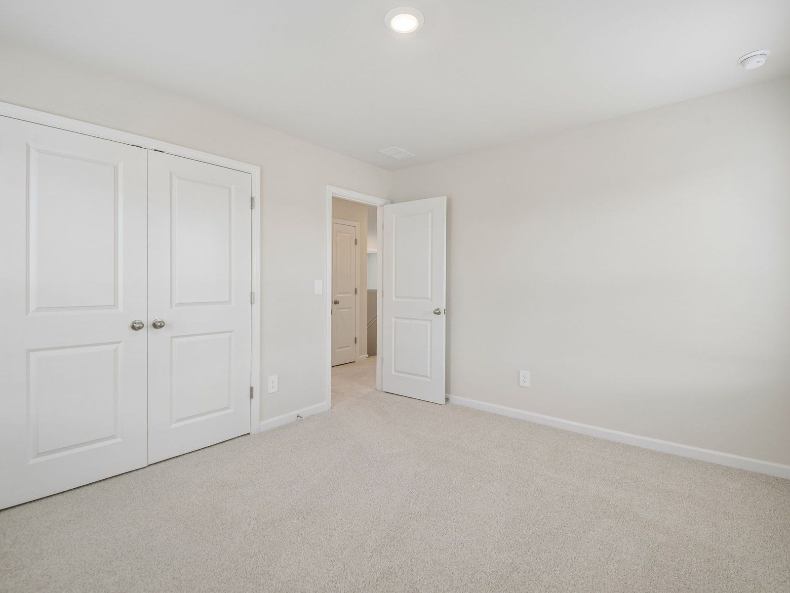 The Elemental Harbor interior package modeled at Northwoods at Mirror Lake.