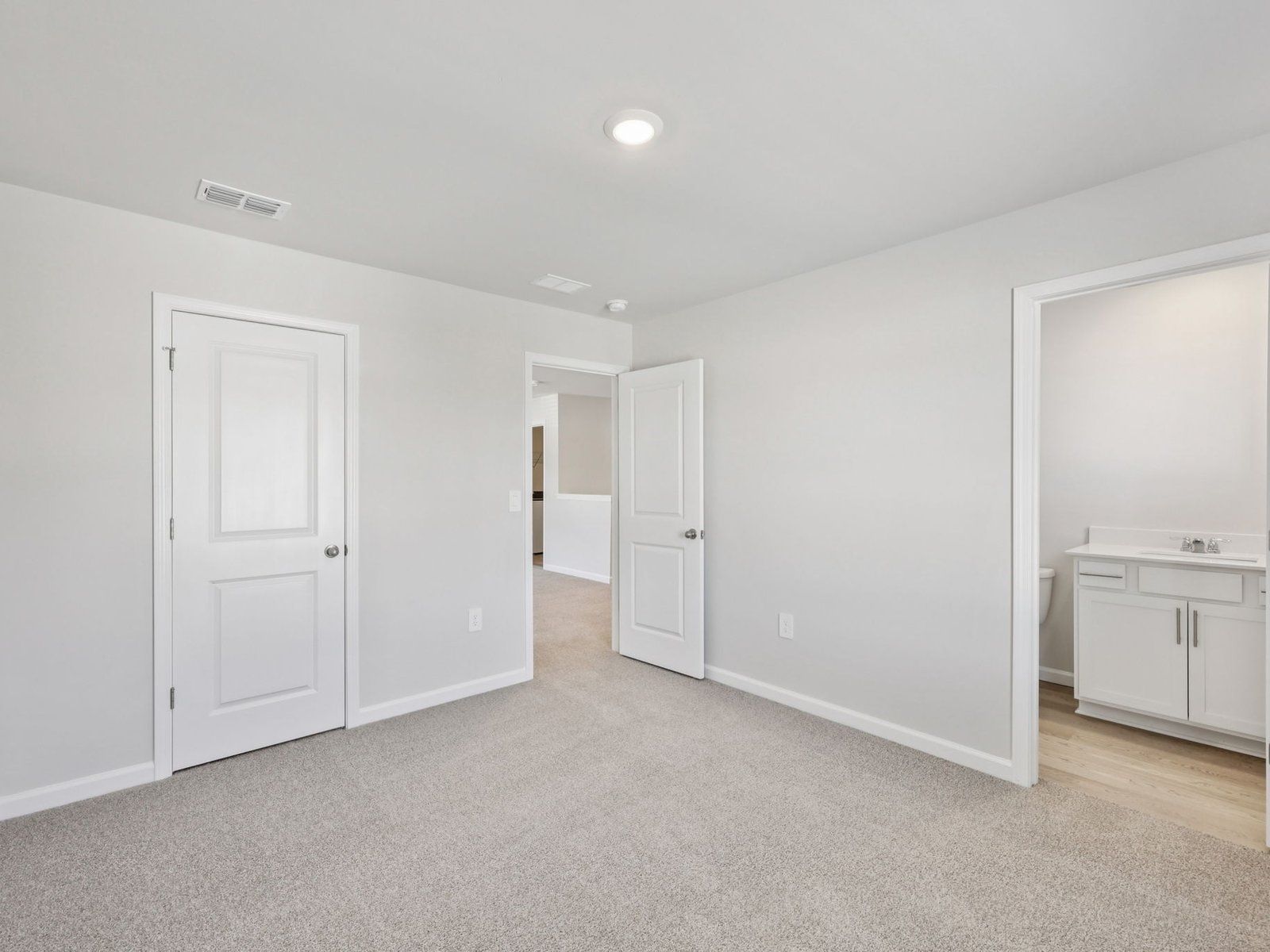 The Johnson floorplan with the Lush White interior package.