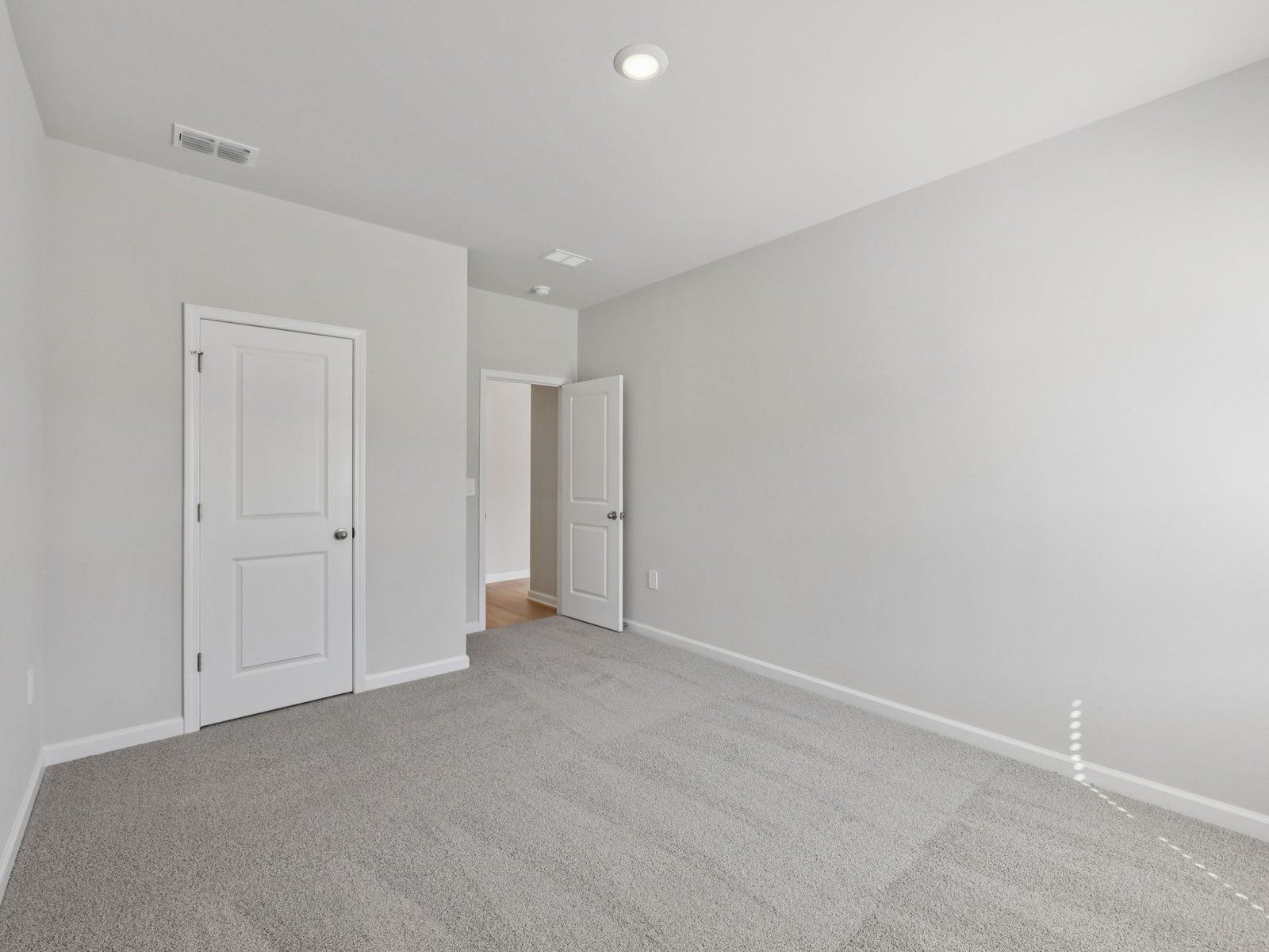 The Johnson floorplan with the Lush White interior package.