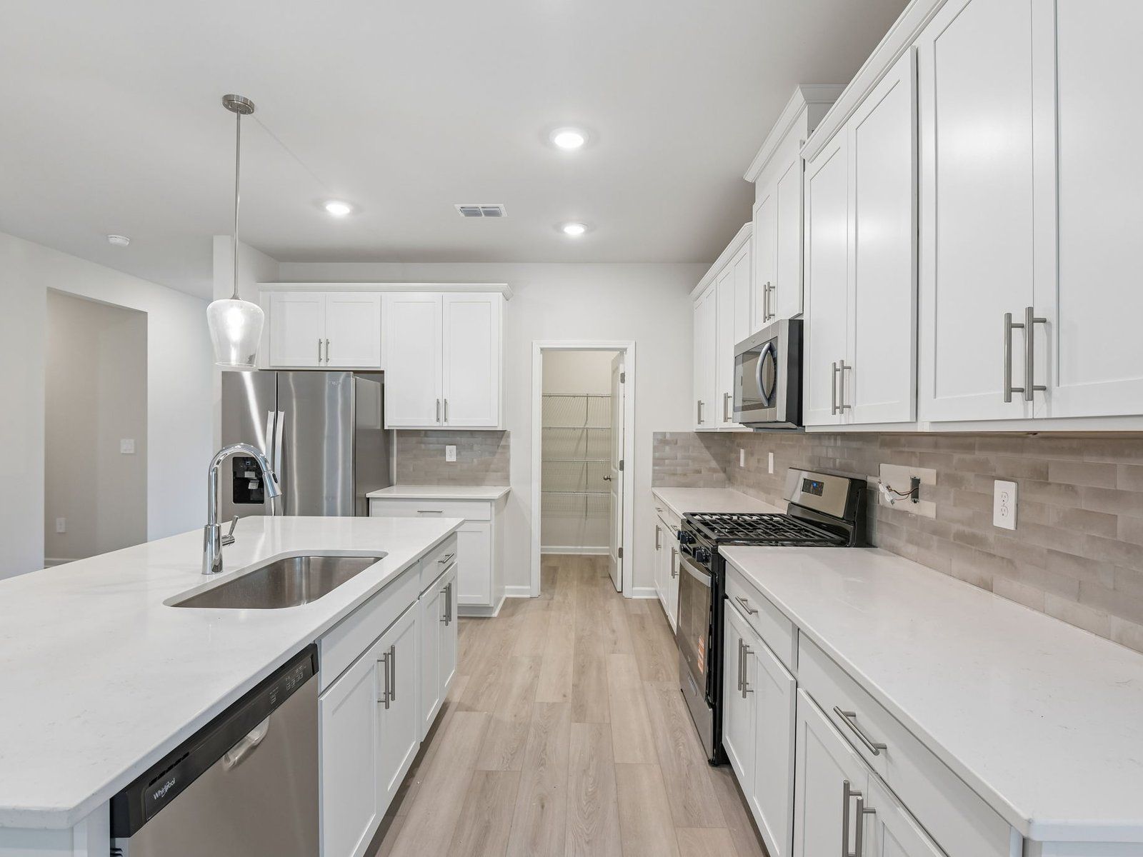 The Finesse White interior package modeled at Harmony Manor.