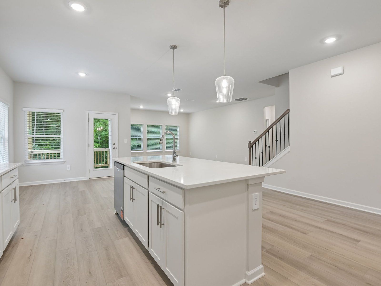 The Finesse White interior package modeled at Harmony Manor.