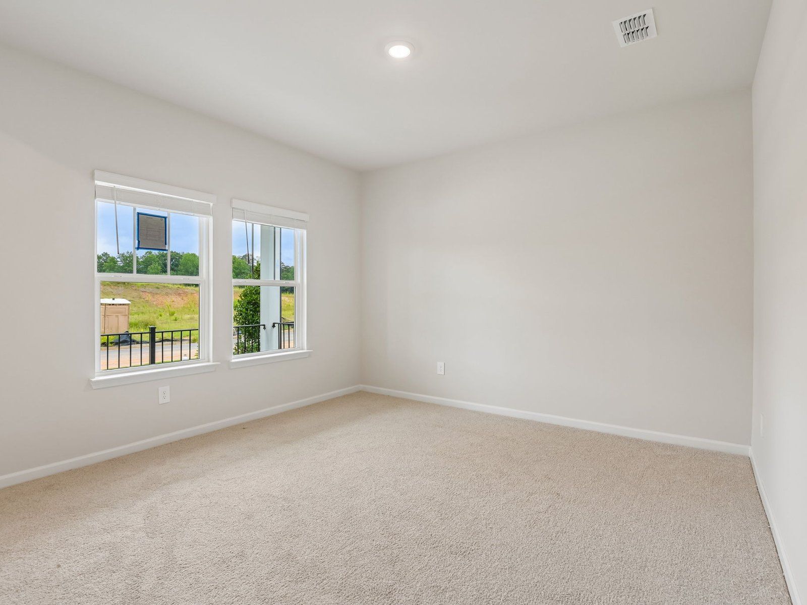 The Finesse White interior package modeled at Harmony Manor.