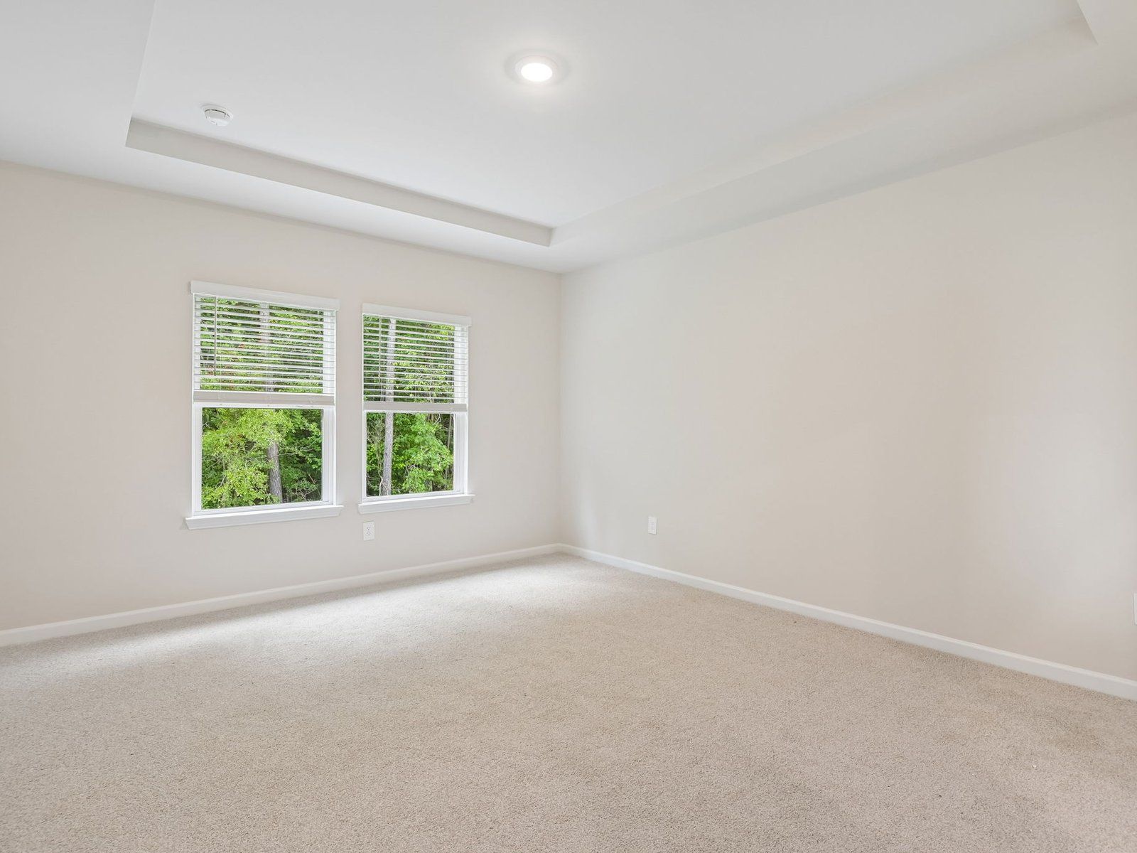 The Finesse White interior package modeled at Harmony Manor.