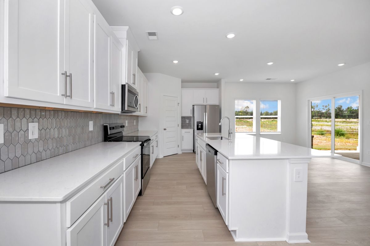 The Gibson floorplan with the Finesse White interior package.