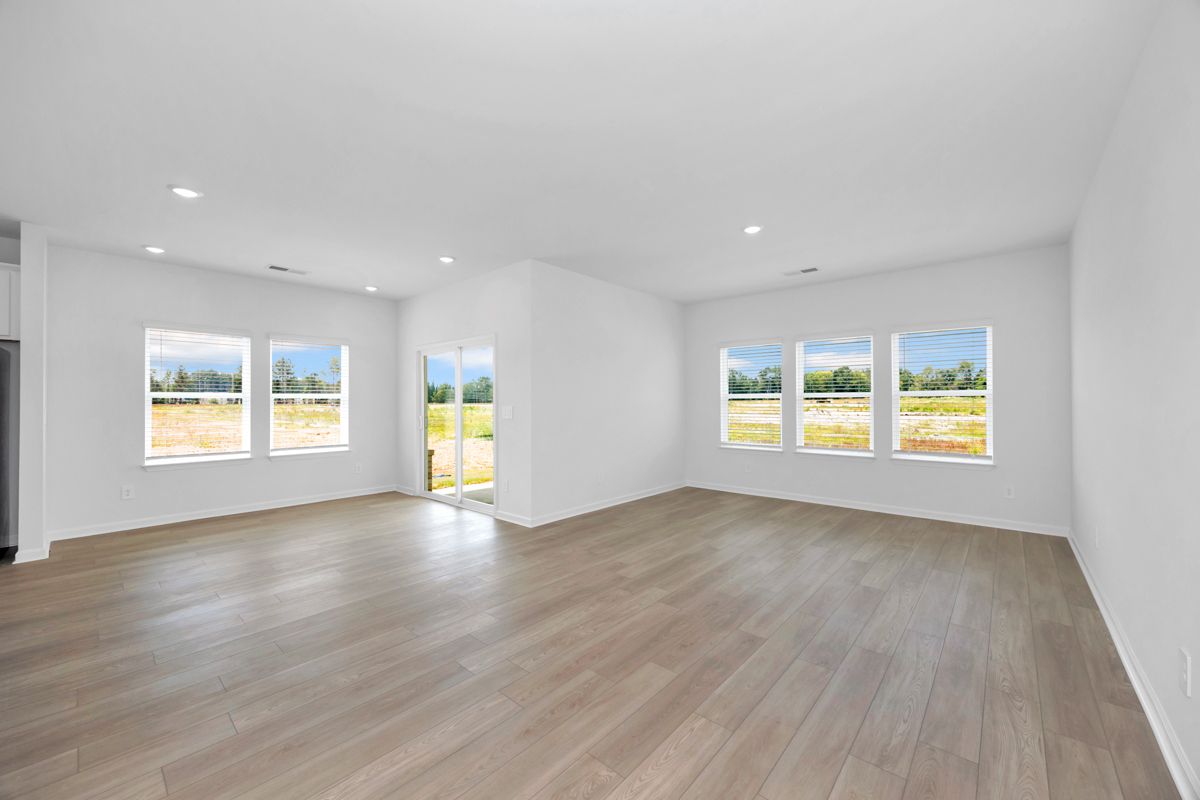 The Gibson floorplan with the Finesse White interior package.