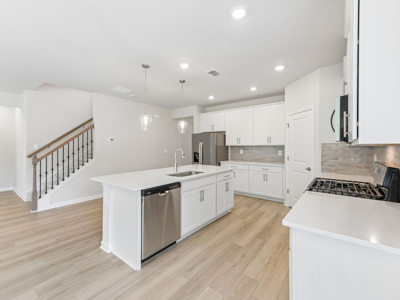 The Finesse White interior package modeled at Parkside at Grayson.
