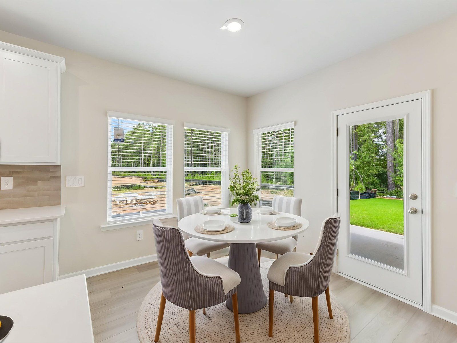 The Finesse White interior package modeled at Parkside at Grayson.