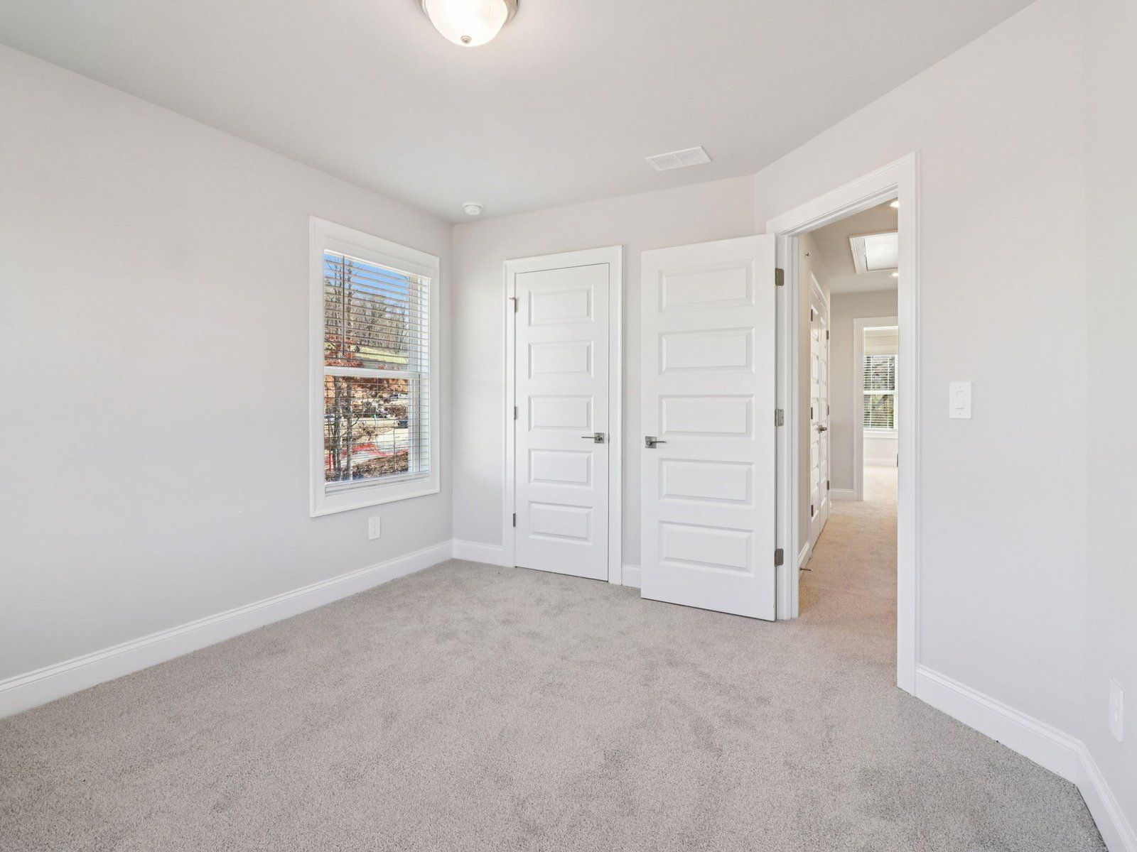 The Leighton End Unit floorplan with the Modern Rustic Slate interior package.