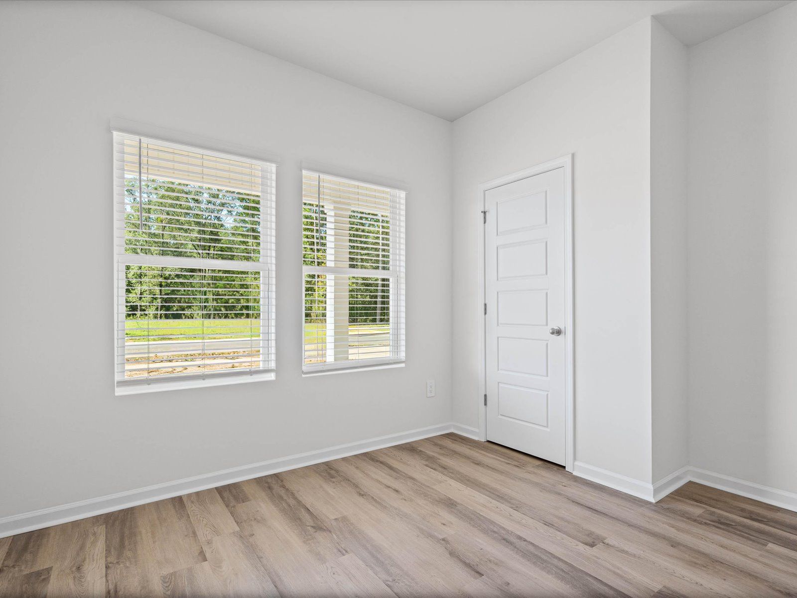 Secondary Bedroom in the Newport floorplan at a Meritage Homes community in Gulfport, MS.