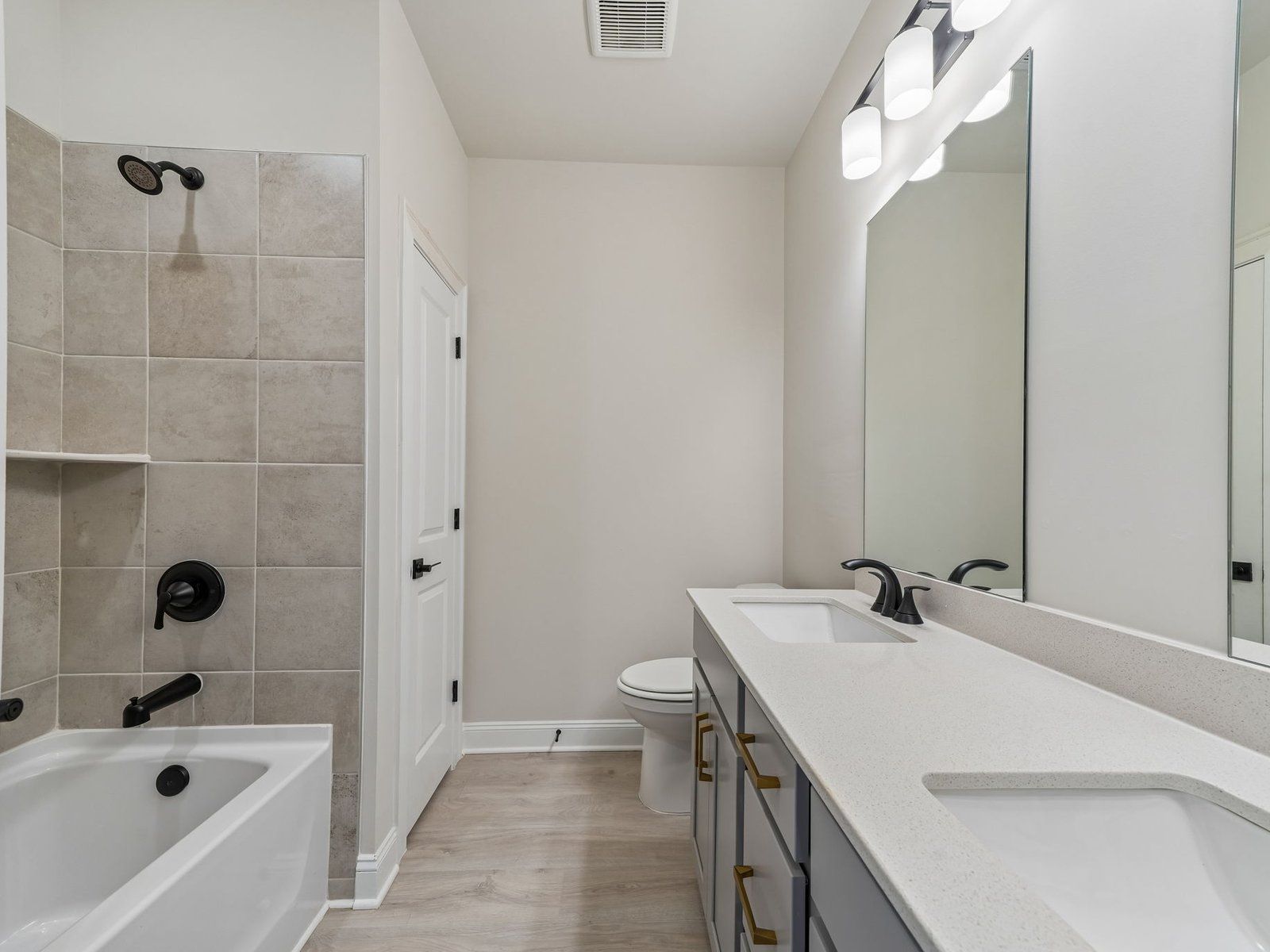 The Modern Glam Stone interior package modeled at River Pointe.