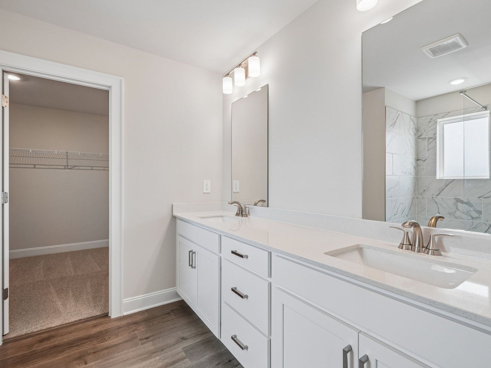 The Timeless Contrast interior package modeled at River Pointe.