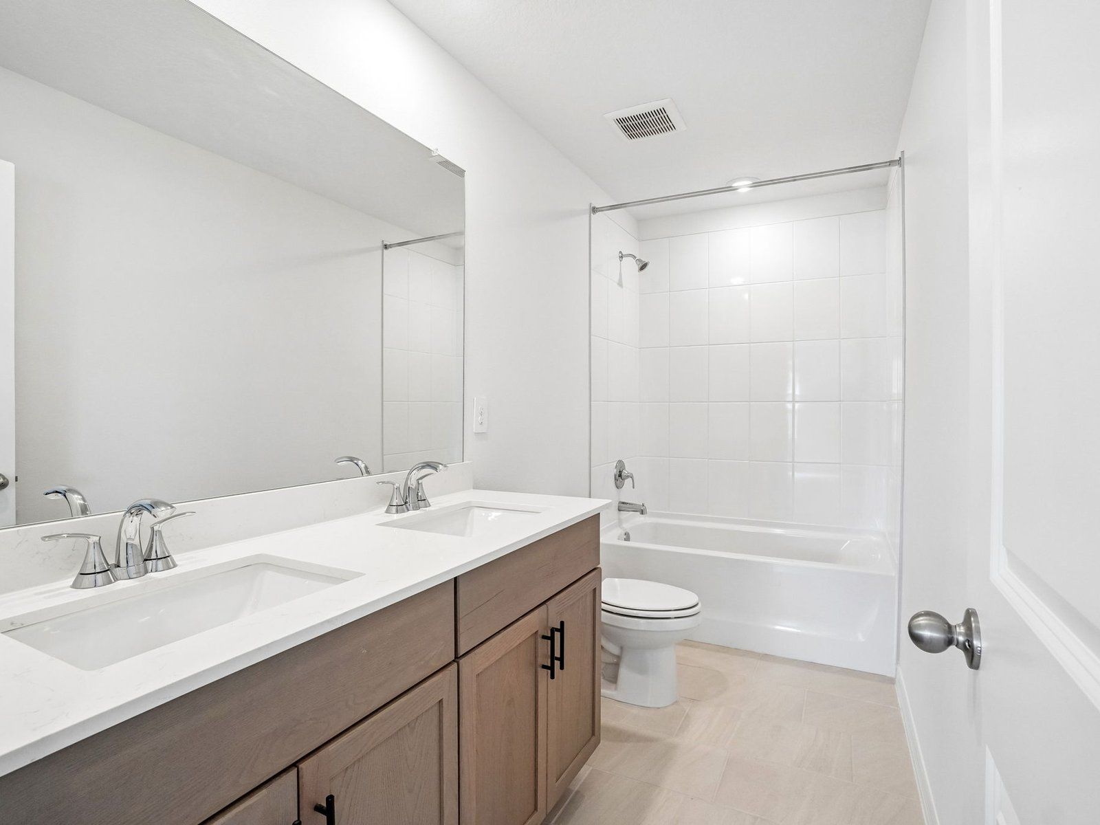 Upstairs Bathroom