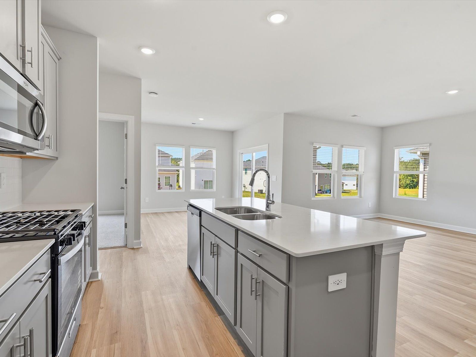 Welcome to the Chandler Floorplan at Creek Ridge