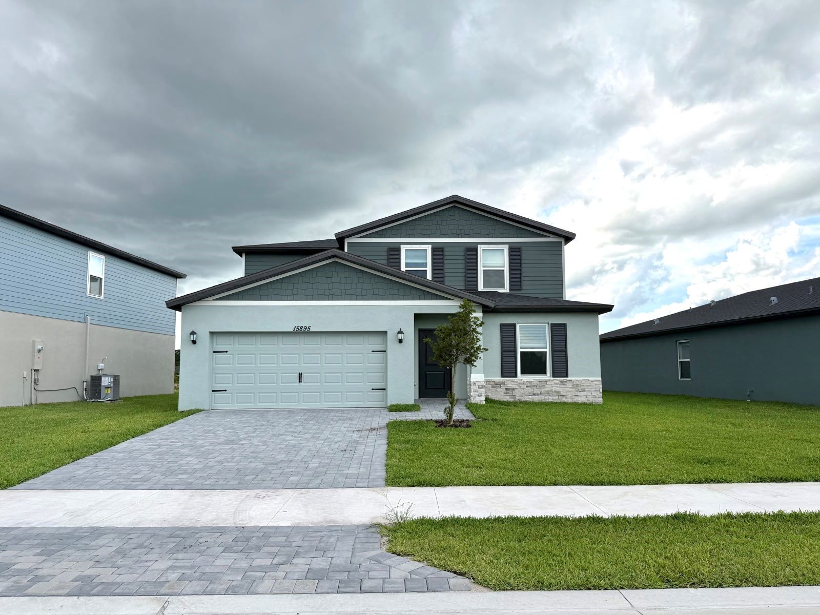 15895 Sw Vine Drive