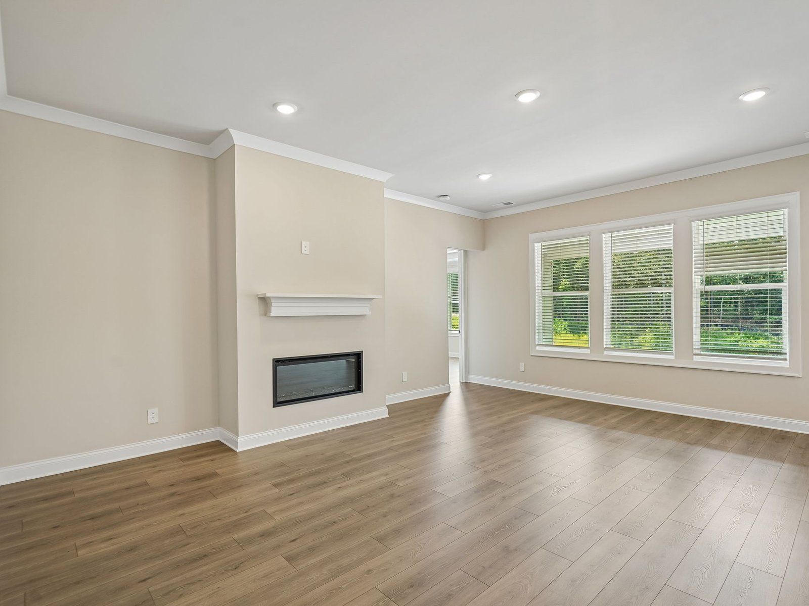 The Foxwood floorplan with the Bold Sophistication Linen interior package.