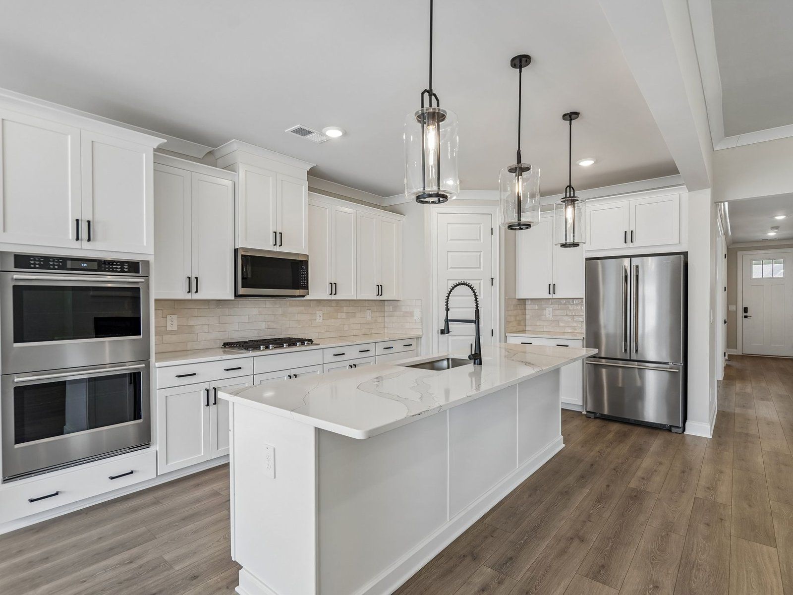 The Foxwood floorplan with the Bold Sophistication Linen interior package.