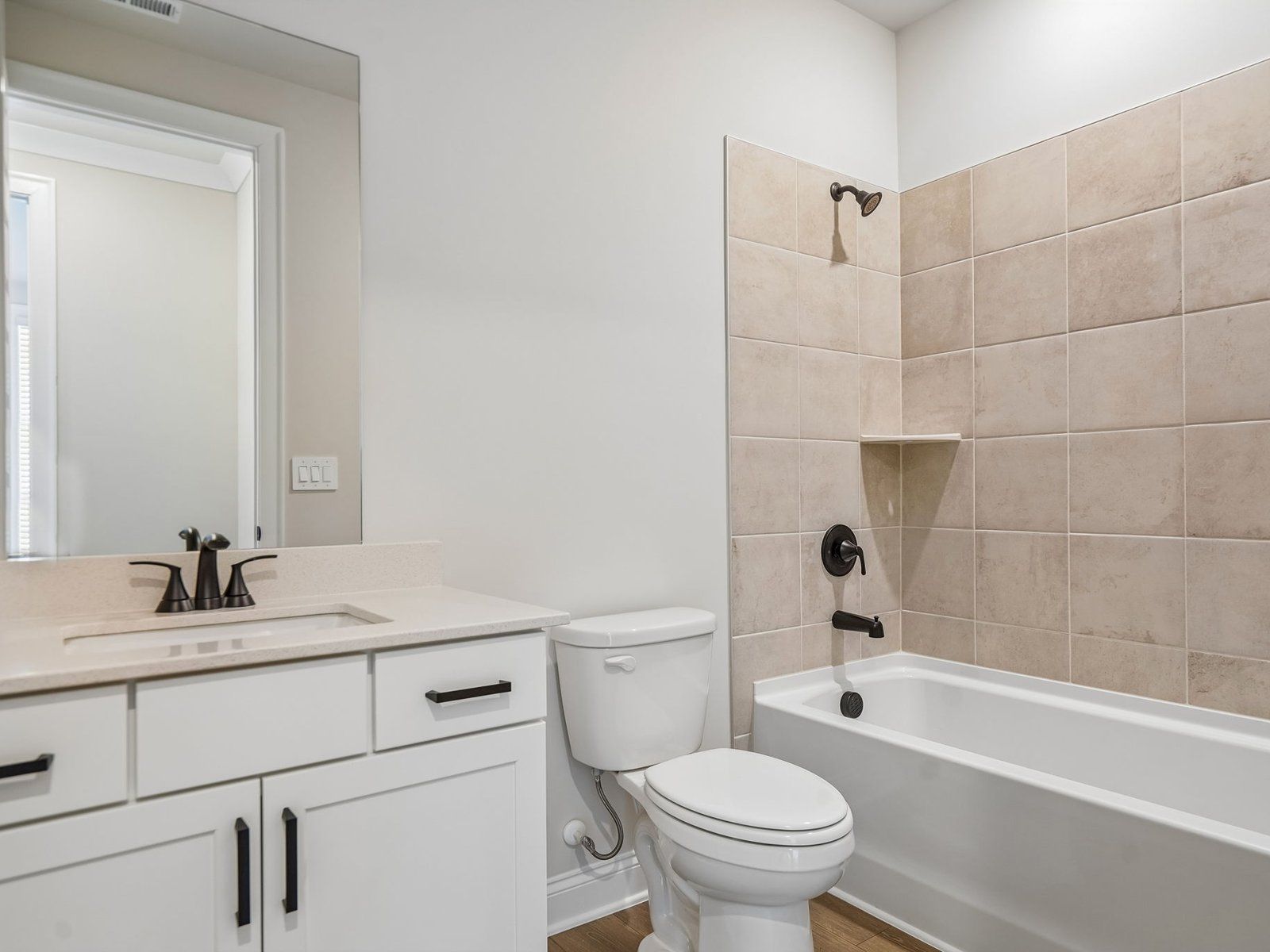 The Foxwood floorplan with the Bold Sophistication Linen interior package.