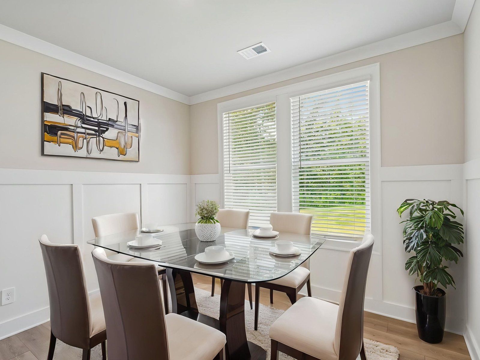 The Foxwood floorplan with the Bold Sophistication Linen interior package.